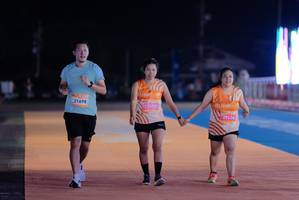 BIB: 
                            <button type="button" onclick="openModal(23741781)" class="btn btn-primary btn-sm float-right btn-popup" data-toggle="modal" data-target=".modal-high-quality">
                        <i class="fas fa-shopping-cart"></i> Add to Cart
                    </button>
                                            <button type="button" onclick="isThisMe(23741781, true)" class="btn btn-success btn-sm float-right btn-popup btn-isme hidden" data-toggle="tooltip" data-placement="bottom" title="นี่คือรูปของคุณใช่ไหม คลิกที่นี่เพื่อเอาเข้าอัลบั้ม">
                        <i class="fas fa-plus"></i> Add to album
                    </button>
                    <button type="button" onclick="isThisMe(23741781, false)" class="btn btn-warning btn-sm float-right btn-popup btn-isnotme hidden">
                        <i class="fas fa-ban"></i> Remove from album
                    </button>